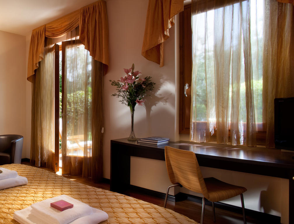 Hotel Giulia 4*